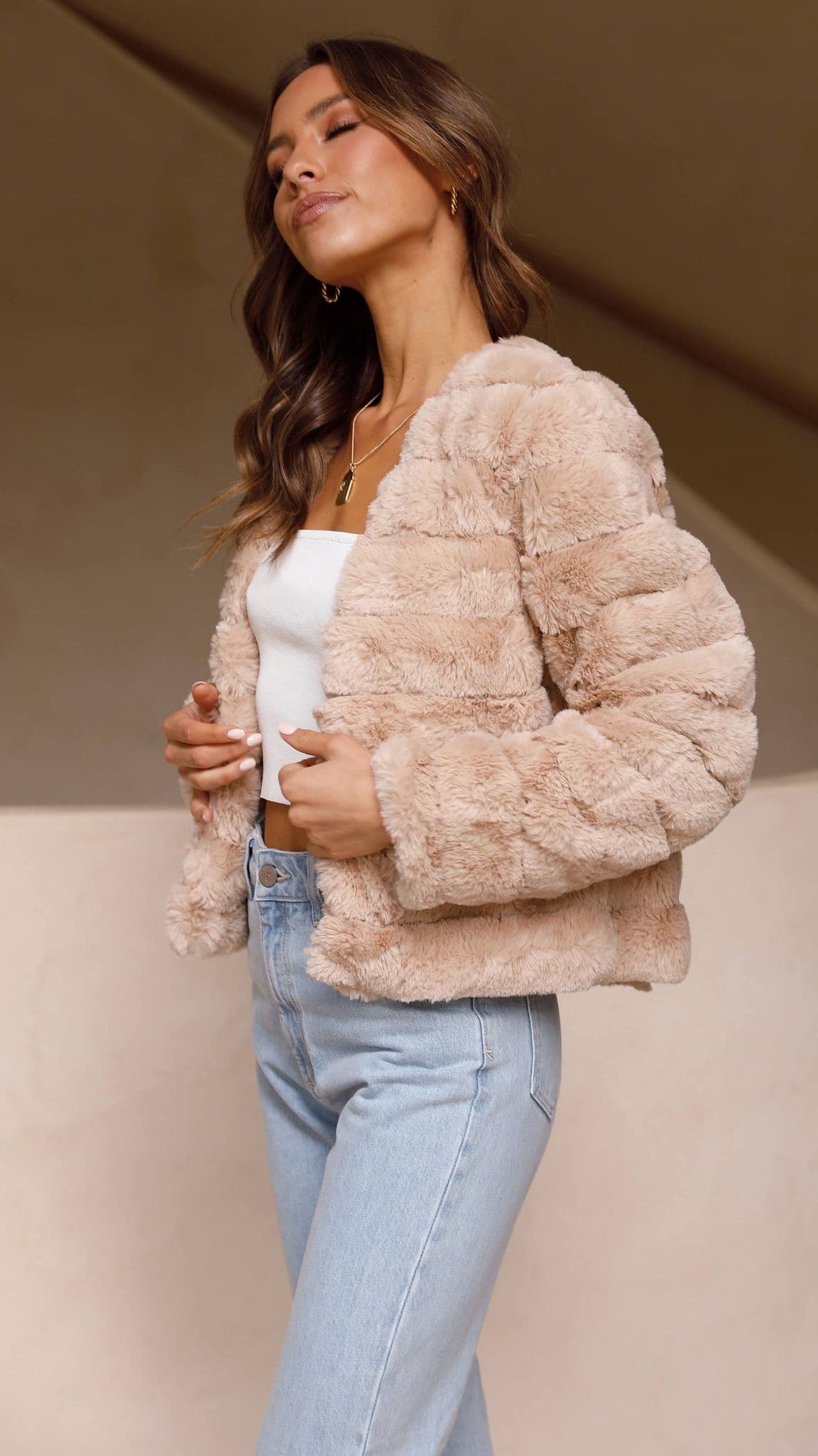 Annie - Faux Fur Crop Jacket