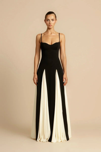 Eva - Elegant Maxi Dress