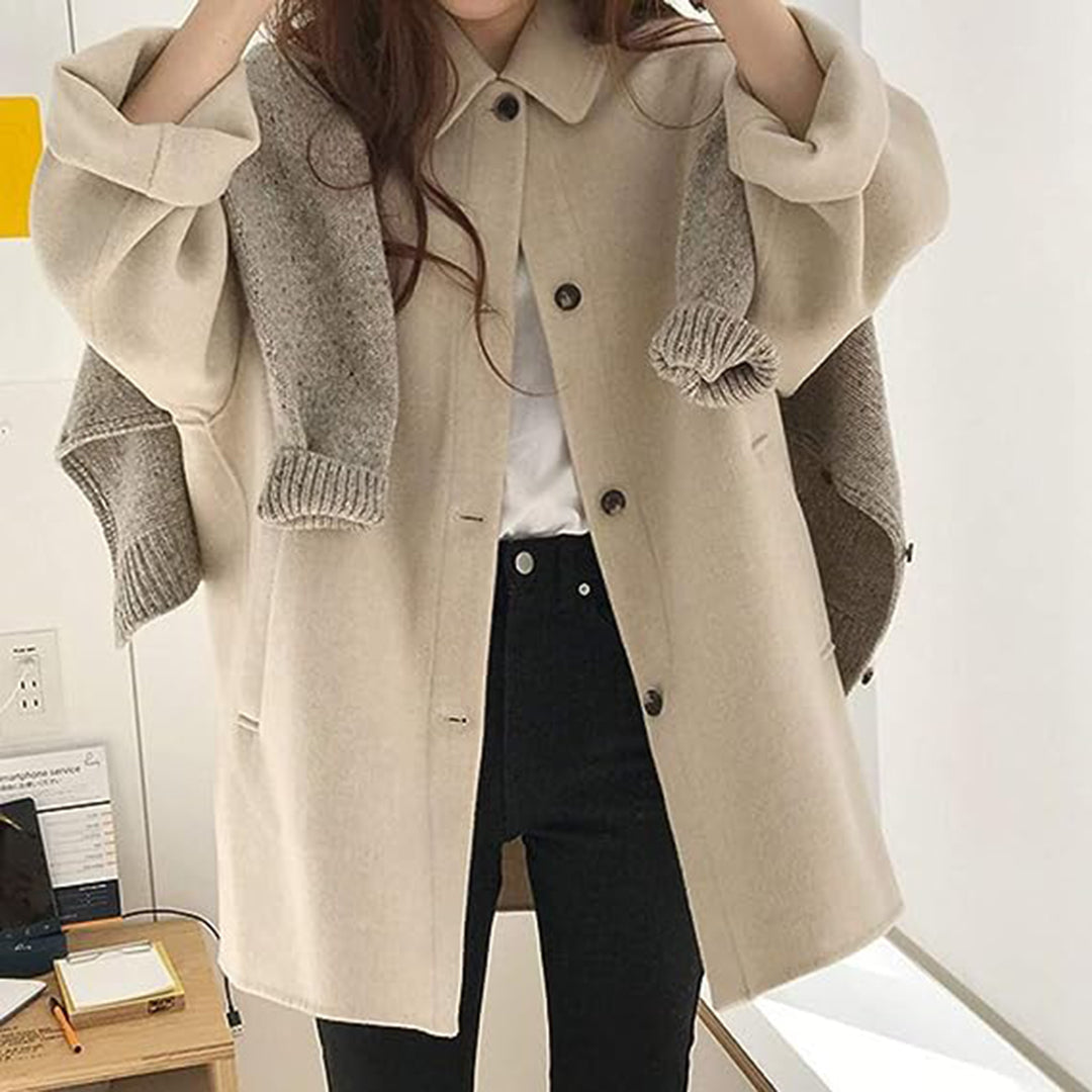 Jenny - Cozy button closure coat for women