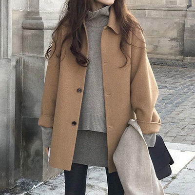 Jenny - Cozy button closure coat for women