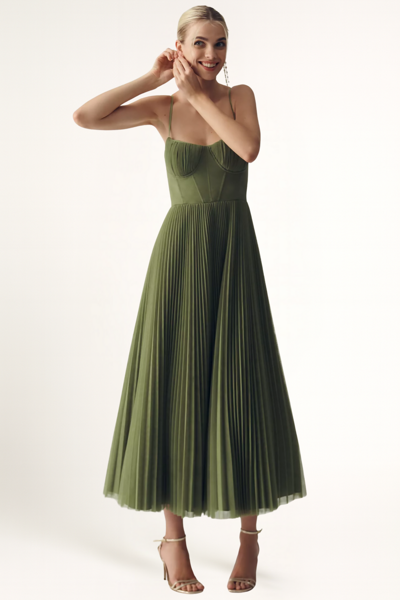 The Femave | Green Midi Dress