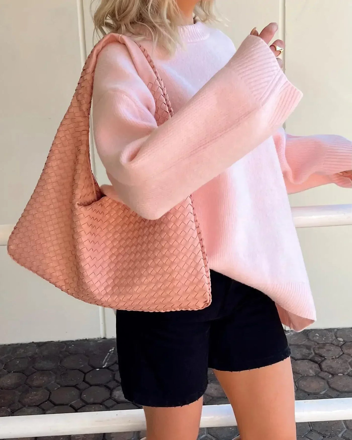Elvie - Sweater