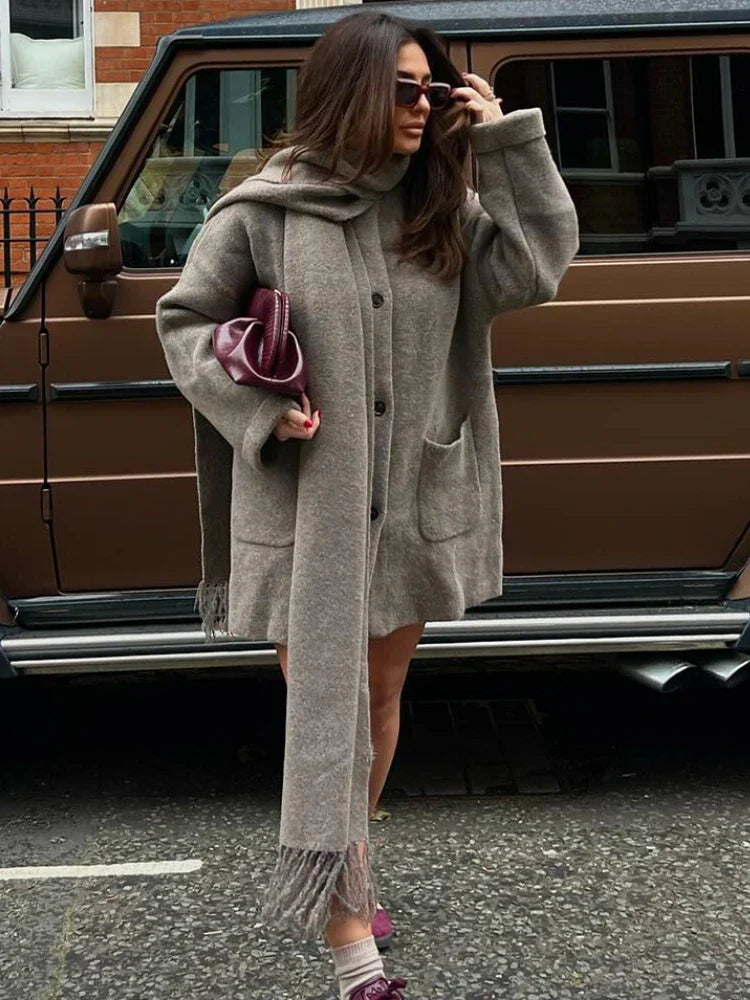Arabella - Wool Coat with Scarf