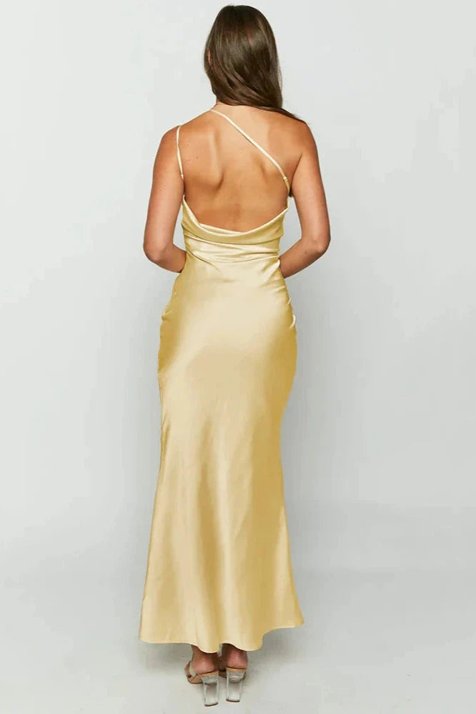 Lis - Backless Maxi Dress