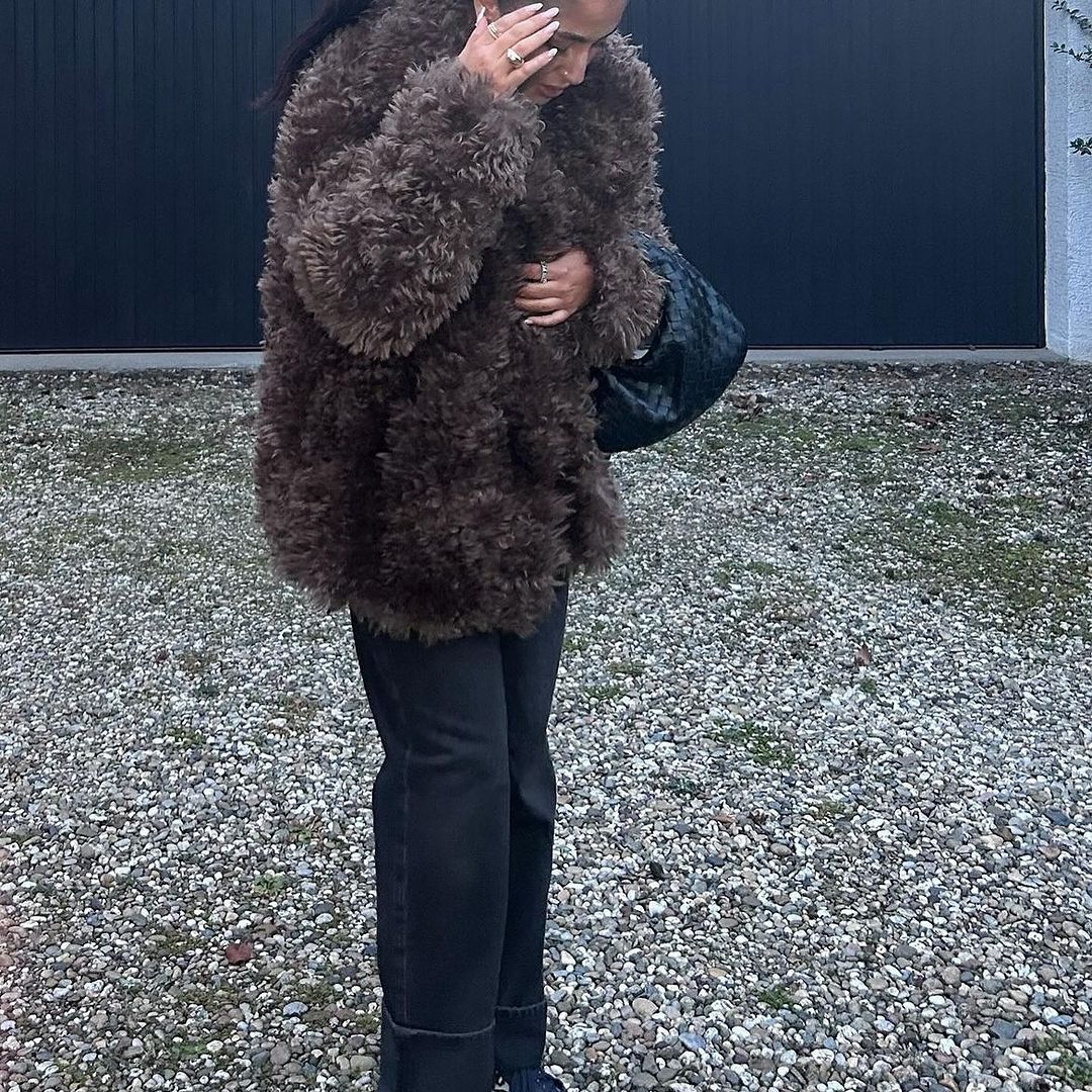 Alysha - Oversized Faux Fur Coat